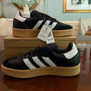 Adidas Men's Black and Navy Trainers